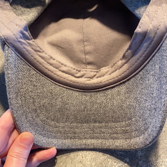 Disney Mickey Mouse fitted hat new no tags - Picture 3 of 5